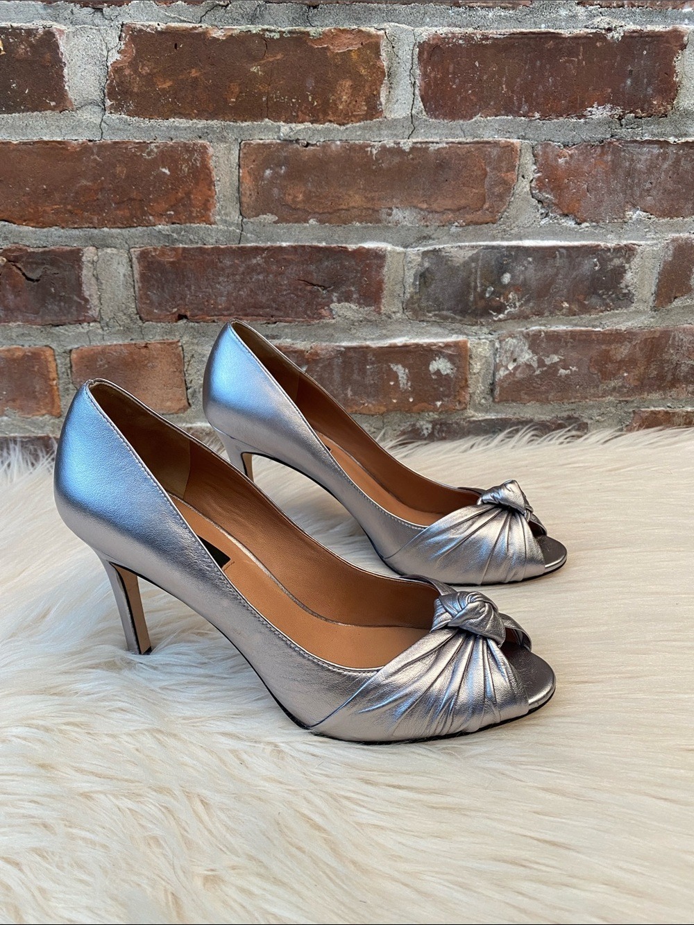 Ann Taylor Leather Knot Front Peeptoe Heels, Size 8M